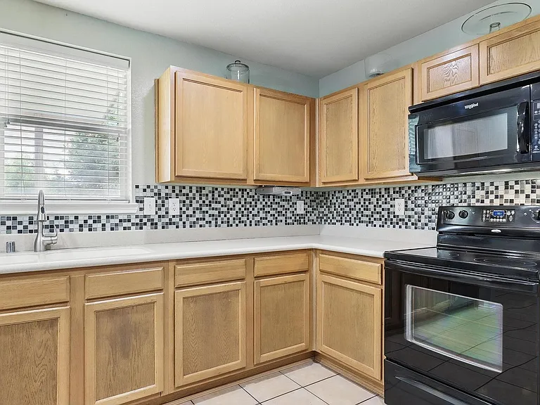 12629 Shady Cedar Dr — Photo 11