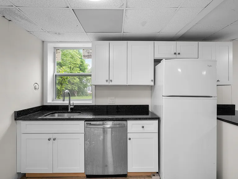 4907 Elsmere Ave — Photo 28