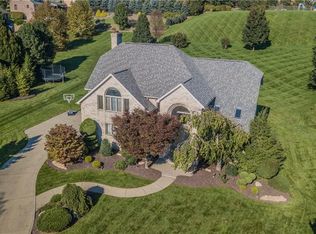 1017 Grandview Farms Dr, Bethel Park, PA
