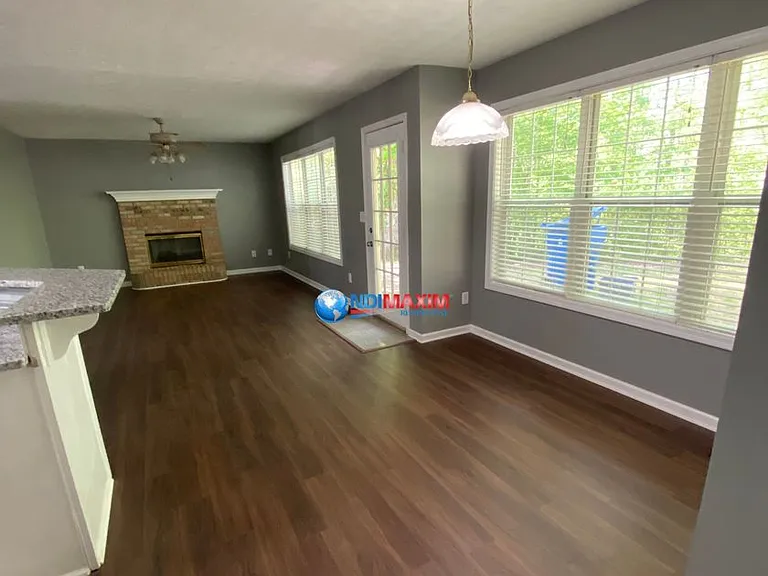 705 Simon Ive Dr — Photo 7
