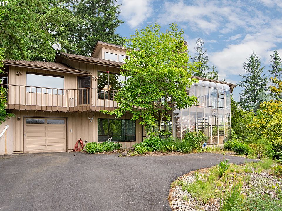 1st image of 2404 E Lynnwood Dr