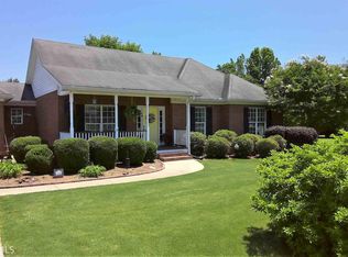 135 Southwinds Dr, Colbert, GA 30628