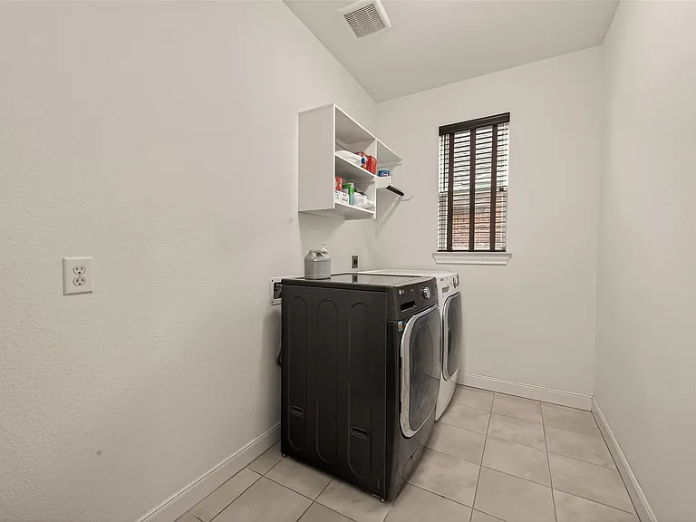 4002 Dogwood Canyon Ln — Photo 44