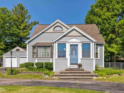 1610 Oakland St, Saint Clair, MI, 48079