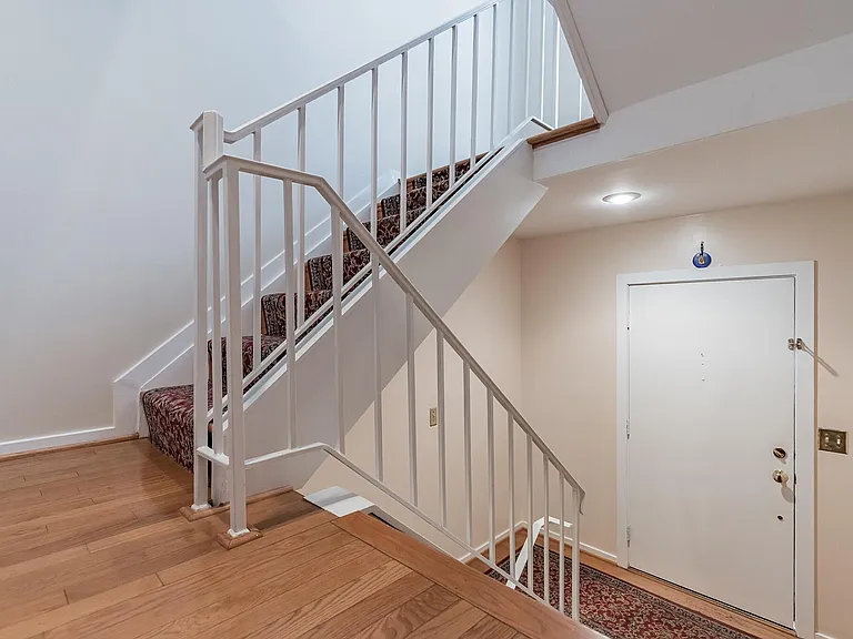6031 Clerkenwell Ct — Photo 5