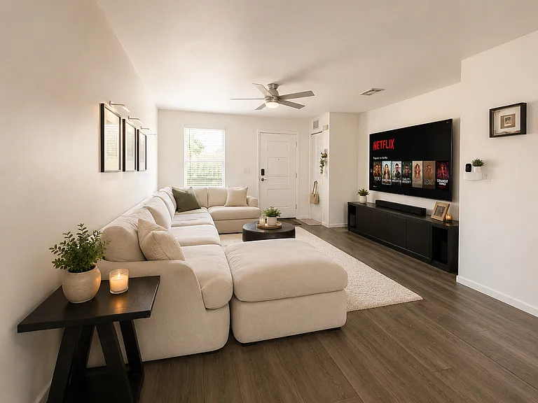 530 Roosevelt Ave — Photo 15