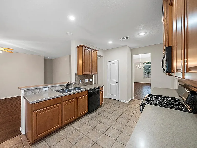 2861 Laurel Oak Dr — Photo 22