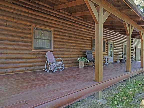 3rd image of 2084 Scenic Hills Dr