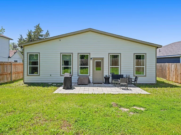 4520 Garrison St — Photo 17