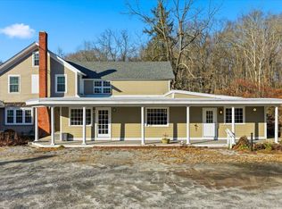 33 Deep River Rd, Centerbrook, CT 06409