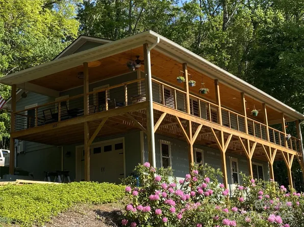 110 Loafer Ln, Waynesville, NC 28785