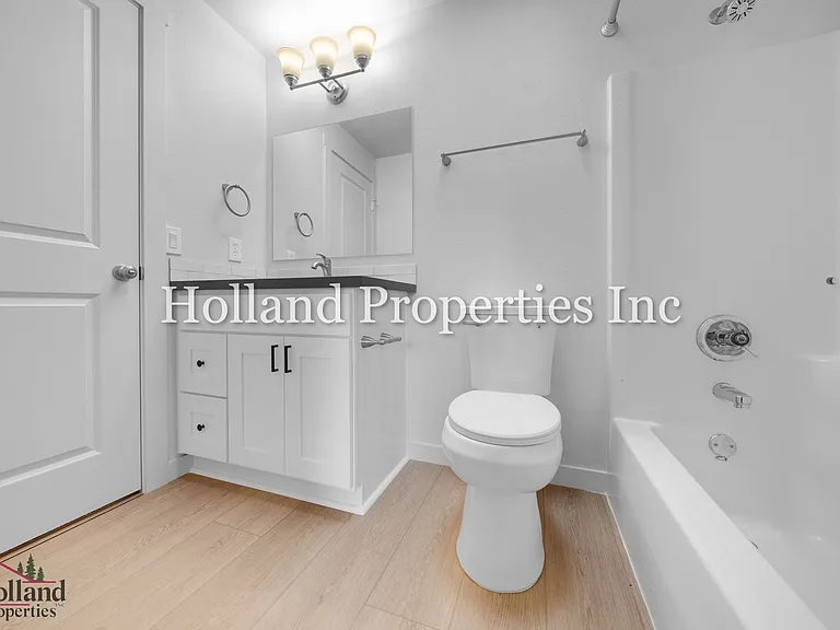 9059 SW Sagert St — Photo 13