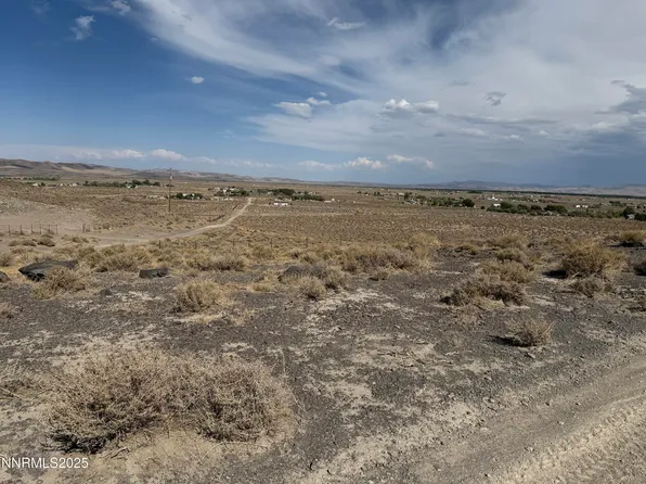 6310 Catfish St, Silver Springs, NV 89429