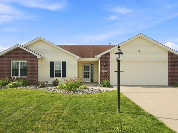 3611 Charger Ct, Fort Wayne, IN 46818