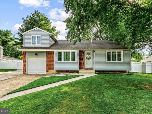 255 Jackson Rd, Mantua, NJ 08051