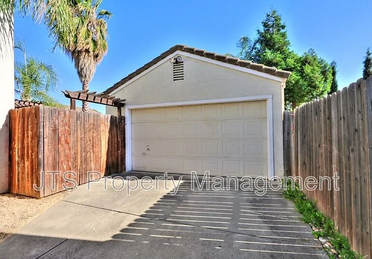 6620 Verandah Ct — Photo 3