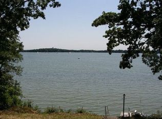 3106 Waucheeta Trl, Madison, WI 53711