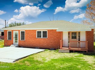 107 N Suire St, Erath, LA 70533