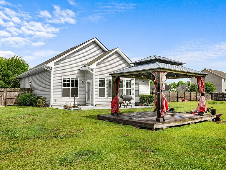 224 Blue Creek Farms Dr — Photo 32