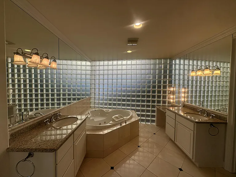 8120 Billowvista Dr — Photo 14