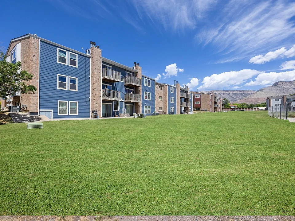 Cottonwood View