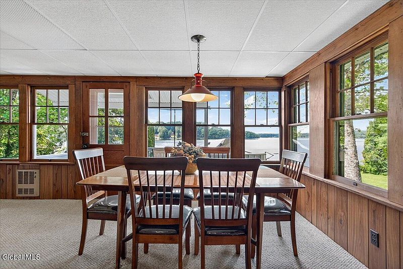 4th image of 3017 South Shore Dr
