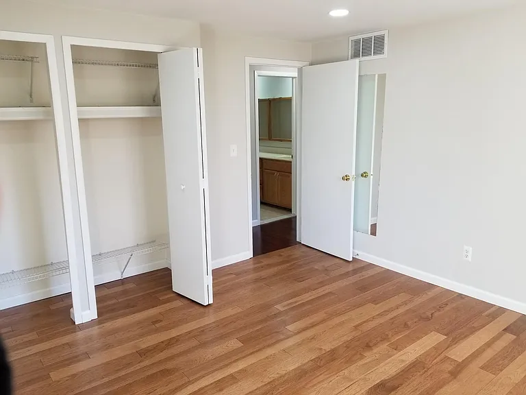 39880 Poinciana Dr — Photo 17