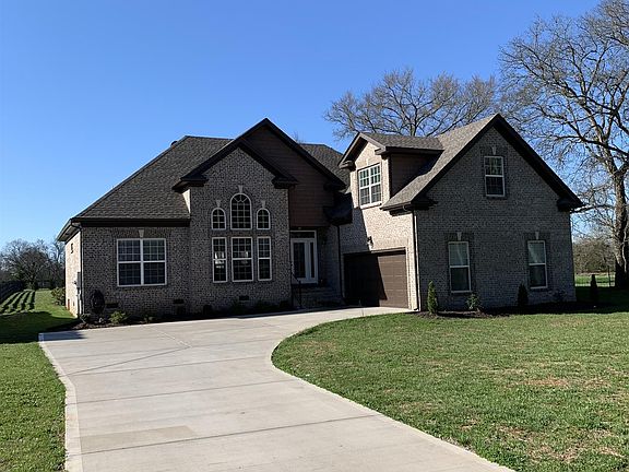 2nd image of 2741 Twin Oak Dr