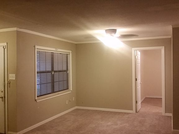 3rd image of 3753 Nabholtz Ln