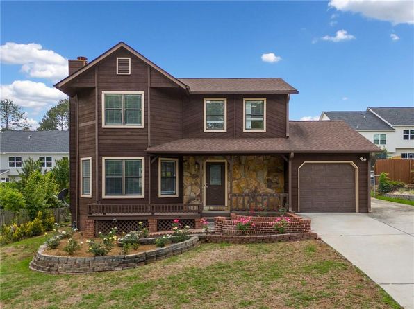 893 Sandune Dr, Norcross, GA 30093