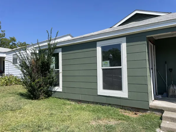 1033 E Mulkey St, Fort Worth, TX 76104