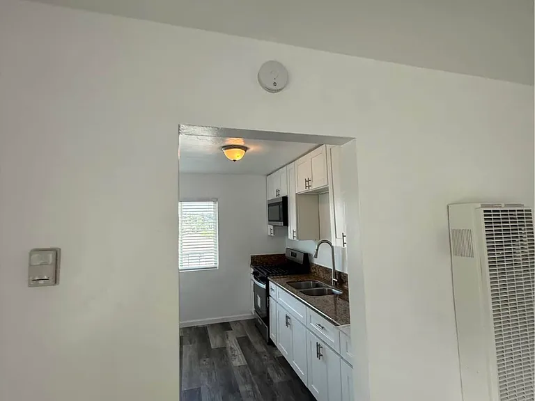 1543 S 38th St #1543 — Photo 5
