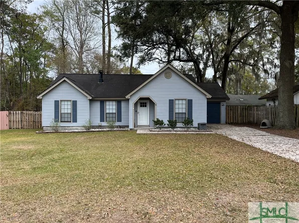 4 N Nicholson Circle, Savannah, GA 31419