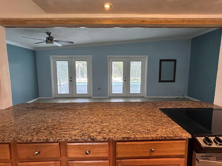 161 Eden Ave — Photo 8