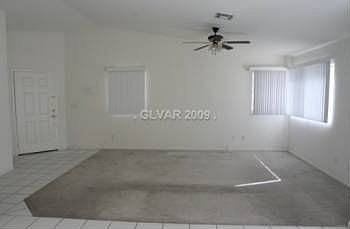 4th image of 2413 Sunset Hills Ct