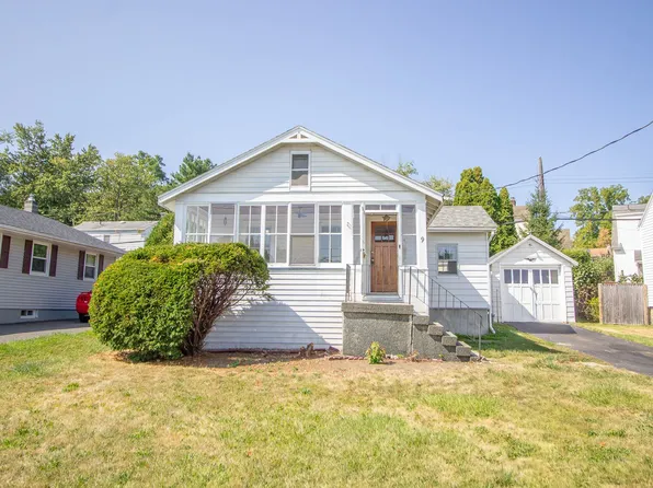 9 Spring Ave, Latham, NY 12110