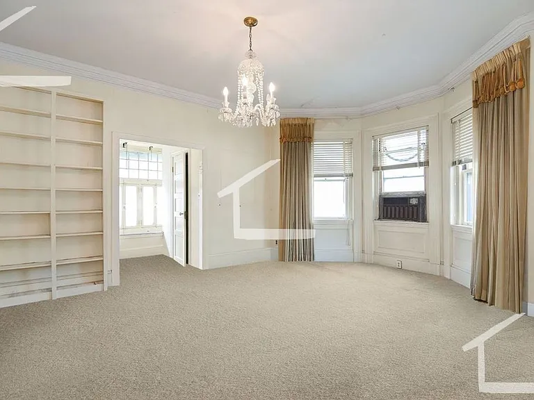 923 Beacon St #3 — Photo 10