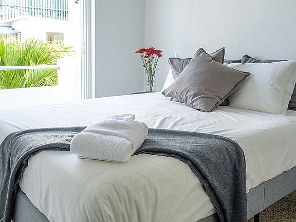 Bedroom#3  with balcony