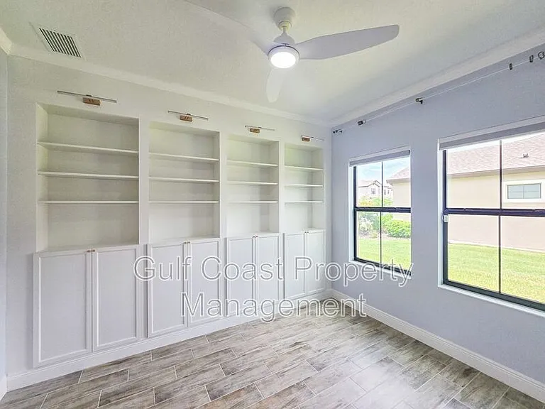 12664 Oak Hill Way — Photo 17