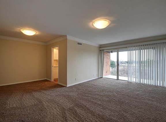 3rd image of 508 E Avenue J APT D