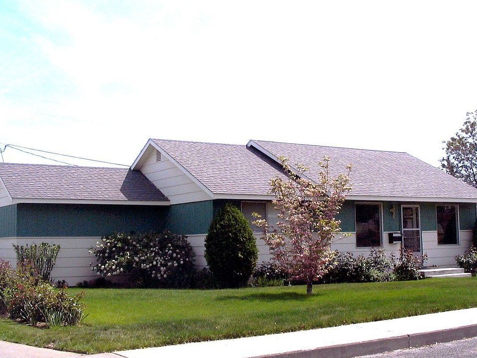 113 Maple Way, Sunnyside, WA 98944 Zillow