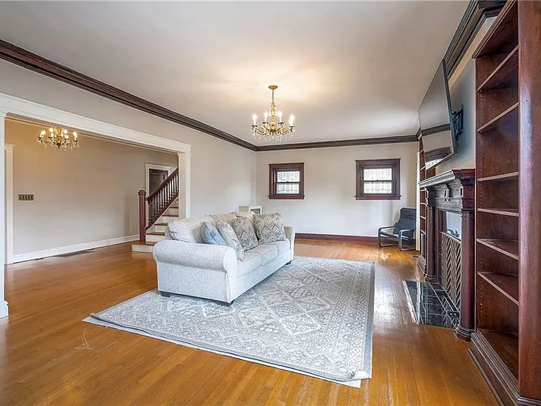 712 E Armour Blvd — Photo 13
