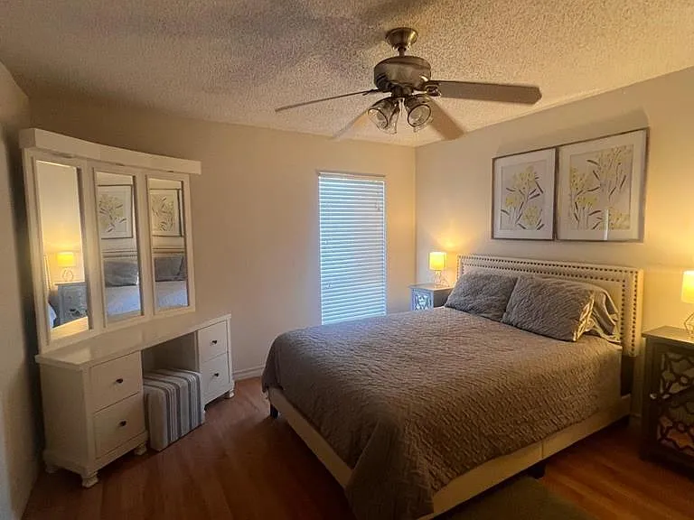 4601 Carmen Ave #1704 — Photo 8