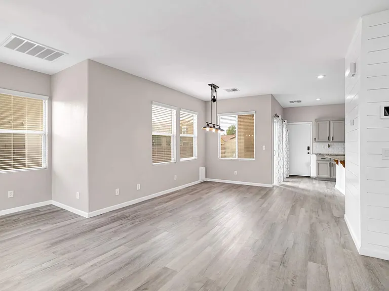 12028 Hathaway Pines Ln — Photo 6