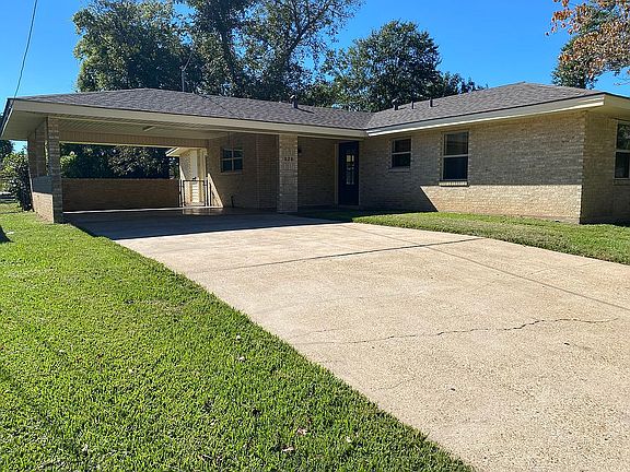 2nd image of 828 Highpoint Dr