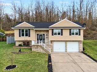 42 Norton Dr, Finleyville, PA