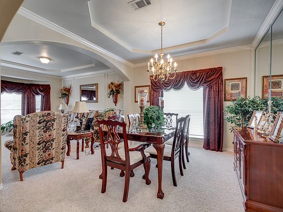 4th image of 3002 Upland Dr