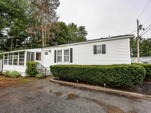 33 Thistle Way, Manchester, NH 03109