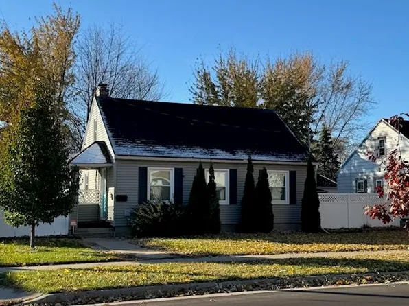 1615 Highland Ave, Janesville, WI 53548