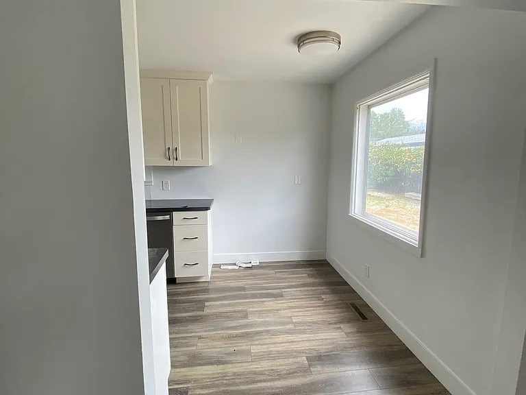 6825 S Jefferson St — Photo 20